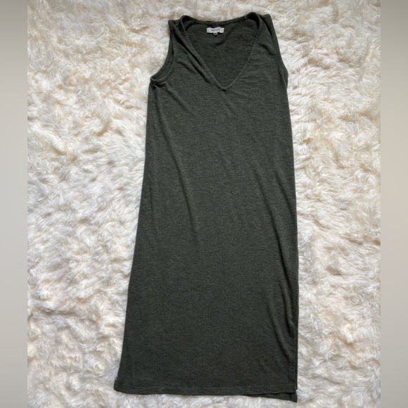 Madewell Dresses & Skirts - Madewell Olive Green V-Neck T-Shirt Dress Size XXS